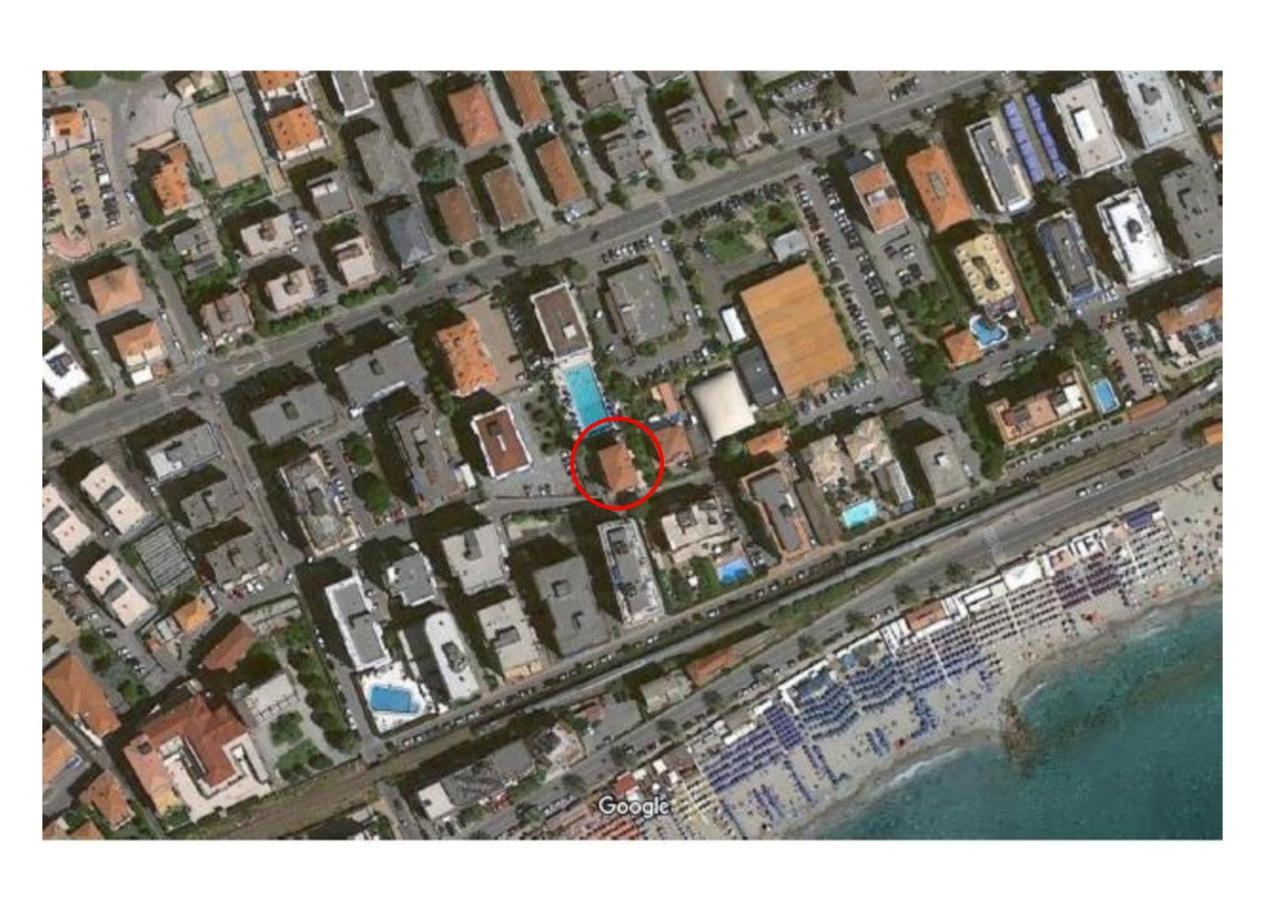 Via Battisti 231 1 Apartamento Pietra Ligure Exterior foto