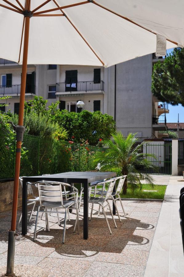 Via Battisti 231 1 Apartamento Pietra Ligure Exterior foto